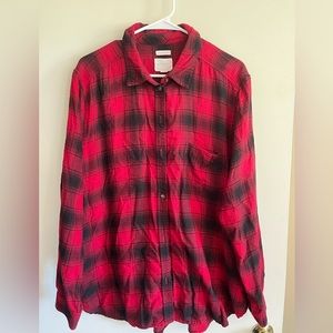 American Eagle women’s Boyfriend Fit Flannel, very soft, size XXL